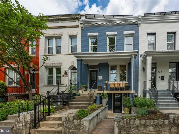 732 13th St SE, Washington, DC 20003