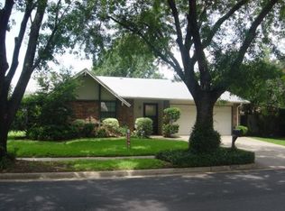 2702 Southcrest Dr, Arlington, TX 76016