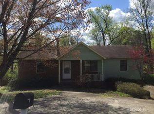 5852 Solar Dr, Knoxville, TN 37921