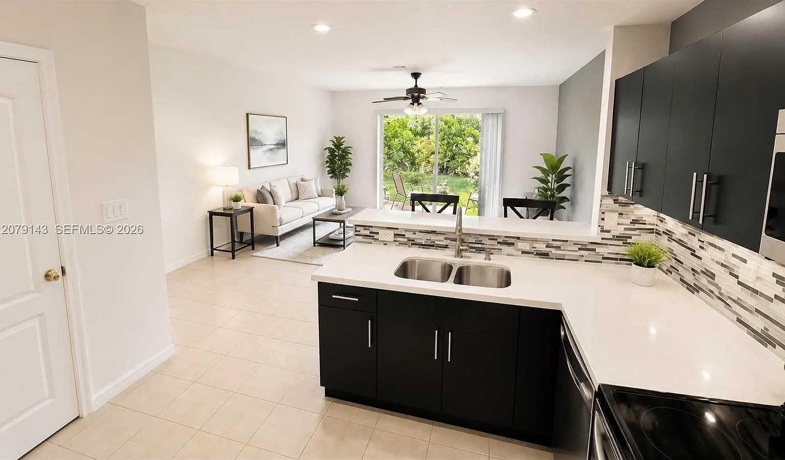Melrose Point Condo — Photo 3