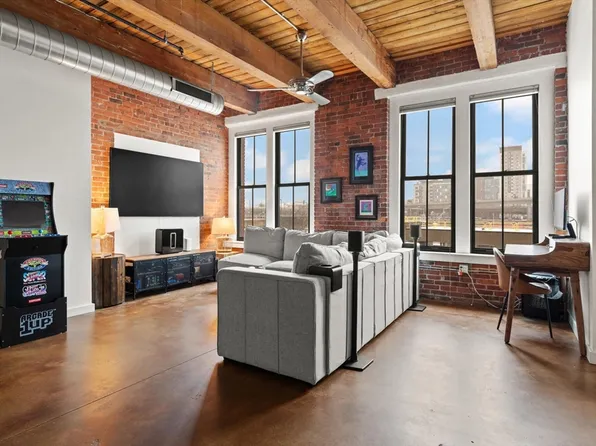 9 W Broadway Unit 309, Boston, MA 02127