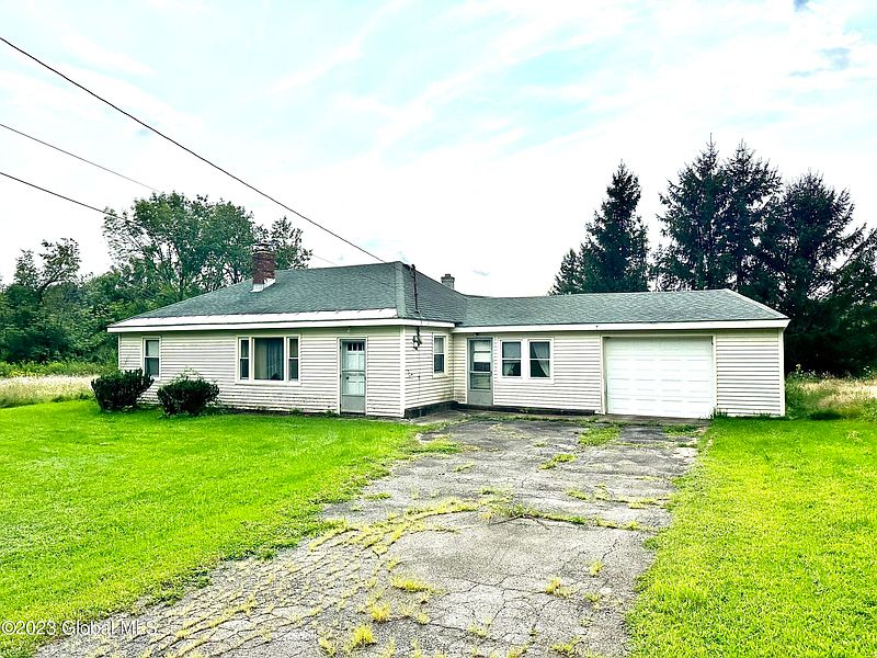 2nd image of 647 Green Corners Road