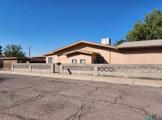 829 N Manzanita St, Las Cruces, NM 88001