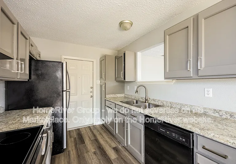714 Dana Dr — Photo 12
