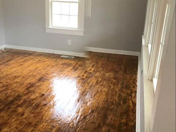 2nd image of 314 Academy Drive