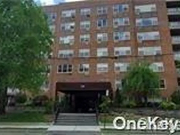 10 Old Mamaroneck Road #5K, White Plains, NY 10605