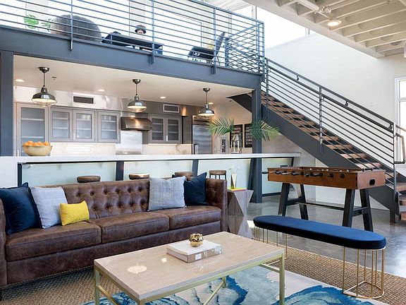 Building's Lounge