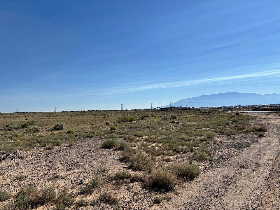 1st image of Scenic Dr NW