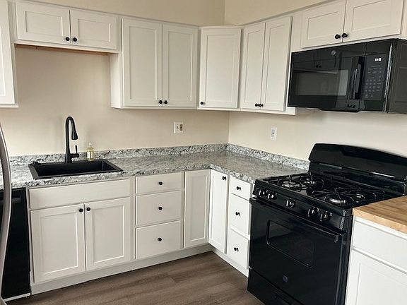4th image of 1404 E Baltimore St Unit 300