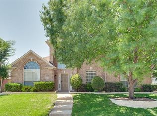 1914 Greenhill Dr, Rowlett, TX 75088