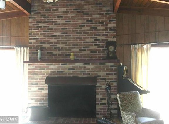 3rd image of 116 River Cliff Dr