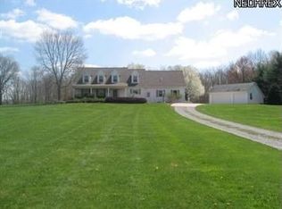 11281 Beard Rd, New Springfield, OH 44443