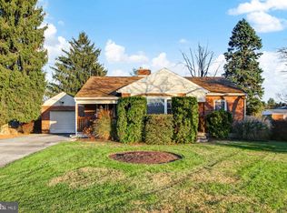 1721 Eberts Ln, York, PA 17406