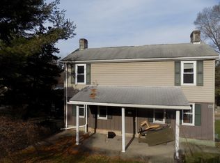 935 Glass Run Rd, Pittsburgh, PA 15236