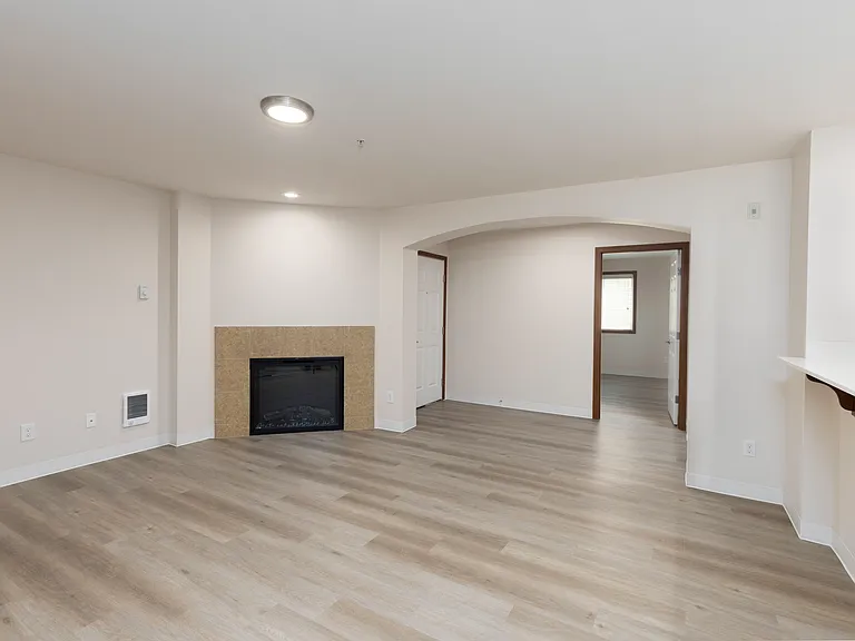 Brandon Place — Photo 35