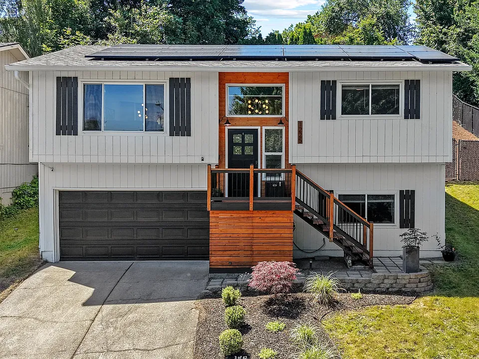 1225 SE Chapman Ave