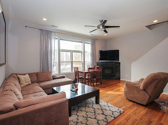 4th image of 2300 W Bloomingdale Ave APT D