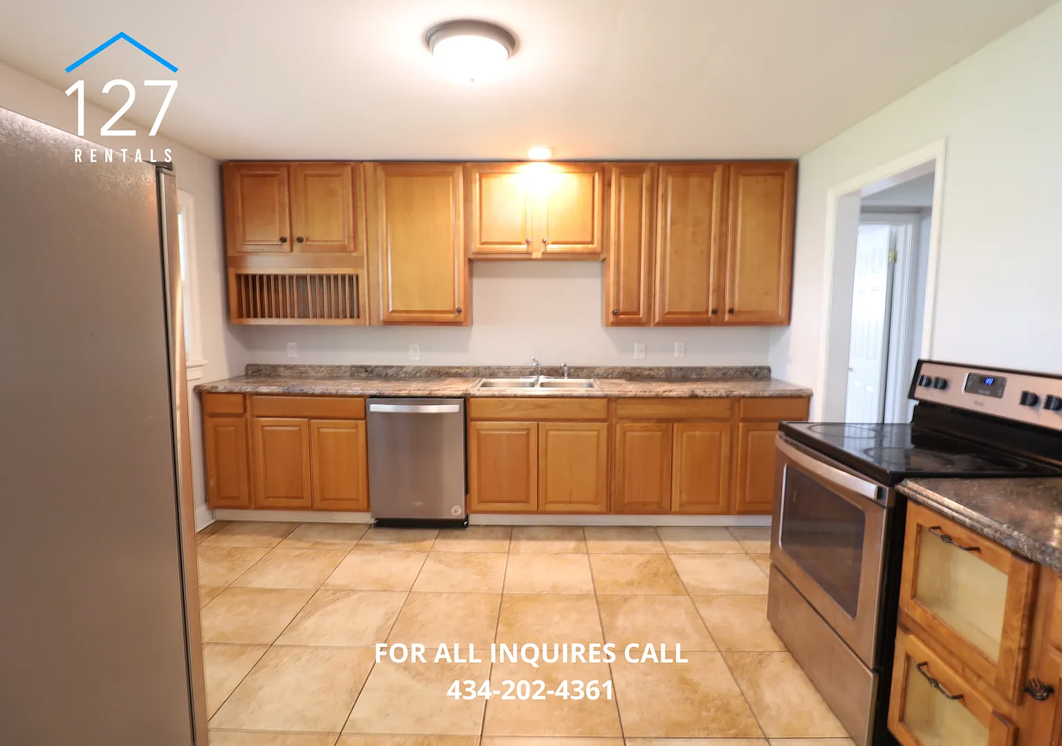 3 Bedroom Unit with Electric and Water Utilities Included!! — Photo 4