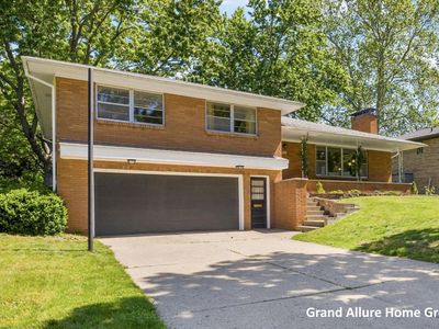 549 Sligh Blvd NE, Grand Rapids, MI, 49505