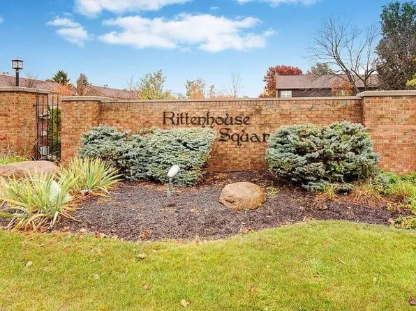 5107 Delancey St, Columbus, OH 43220