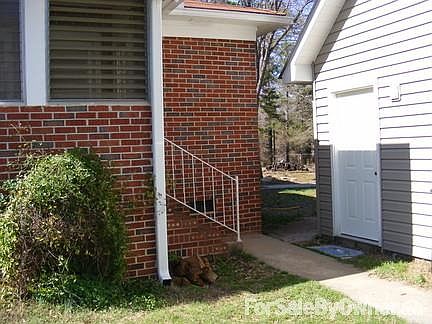 Outside of Sunroom connected to kitchen