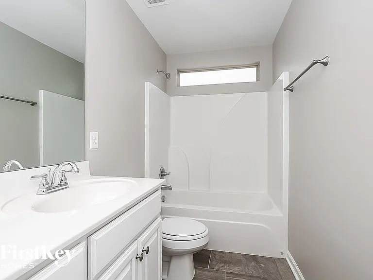 3241 Mapleside Ln — Photo 14