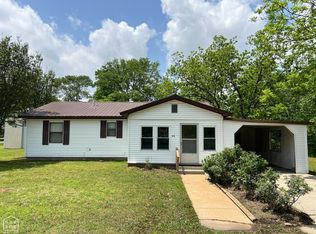 113 3rd St, Hoxie, AR 72433