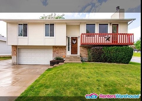 3rd image of 9798 S Yorkshire Dr