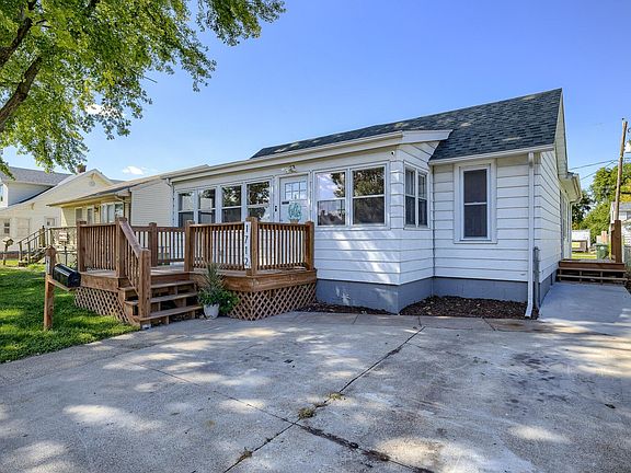 2nd image of 1712 Avenue B