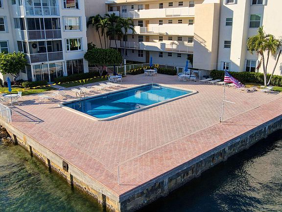 2nd image of 1810 New Palm Way #415