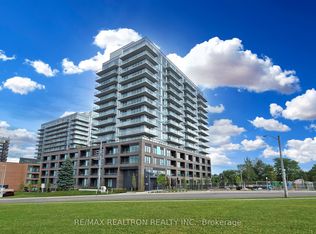 The Davis, Newmarket, ON L3Y 0G7