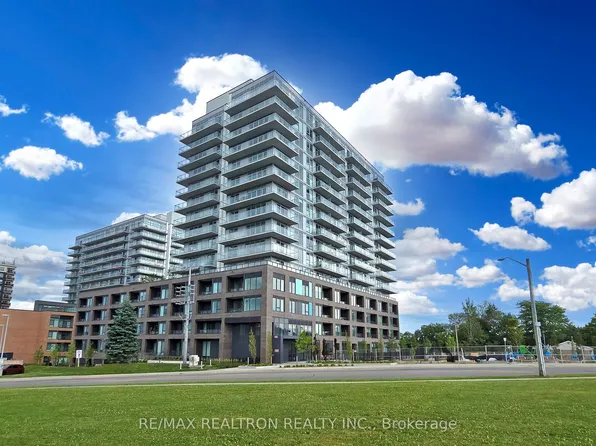 185 Deerfield Rd #909, Newmarket, ON L3Y 0G7