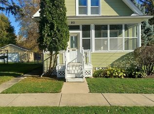 801 Hammond Ave, Aurora, IL 60506