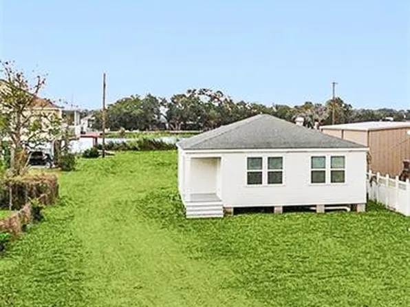 2605 Privateer Blvd, Barataria, LA 70036