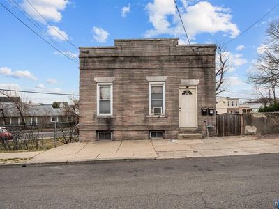 81 Macarthur Ave, Garfield, NJ, 07026