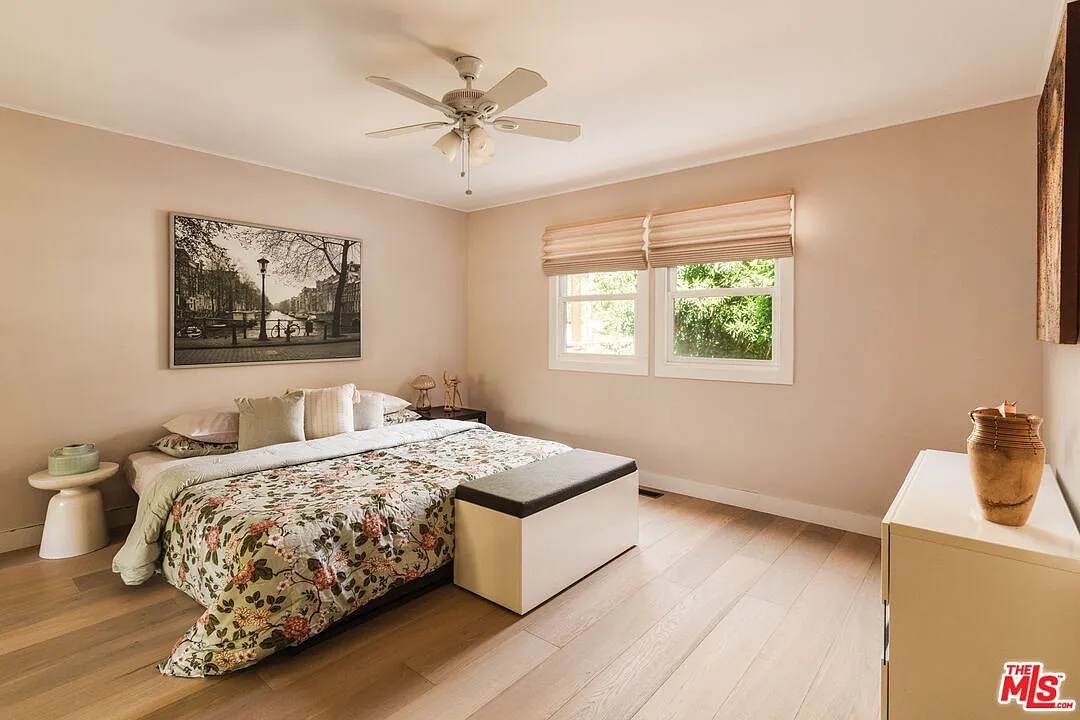 5 bed, 4.0 bath, 3301 sqft, $10,000 — Photo 1