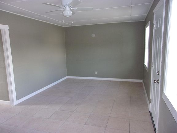 5th image of 239 Willow St