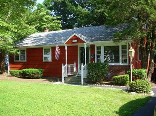 185 Pell Meadow Dr, Fairfield, CT 06824