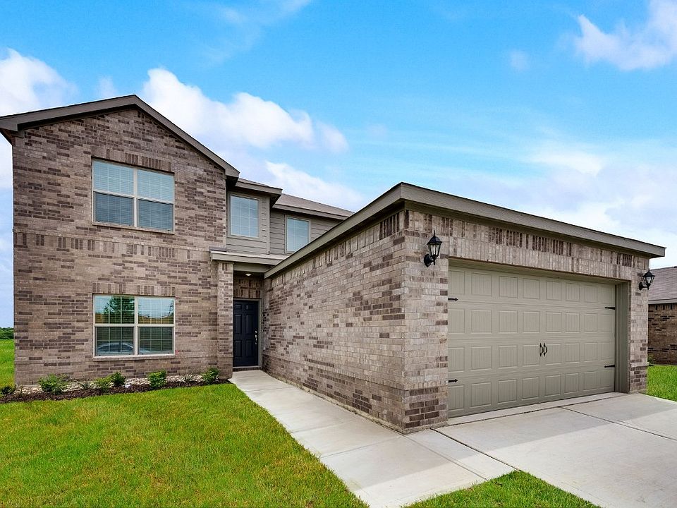 1st image of 302 Donna Ln