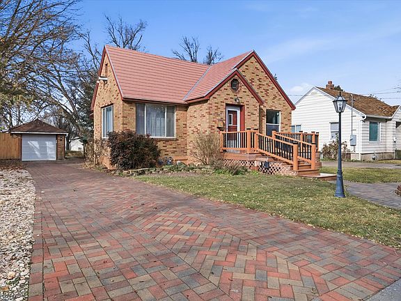 3rd image of 335 N 400 W