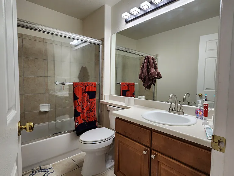 4736 Laurelglen Ln — Photo 22