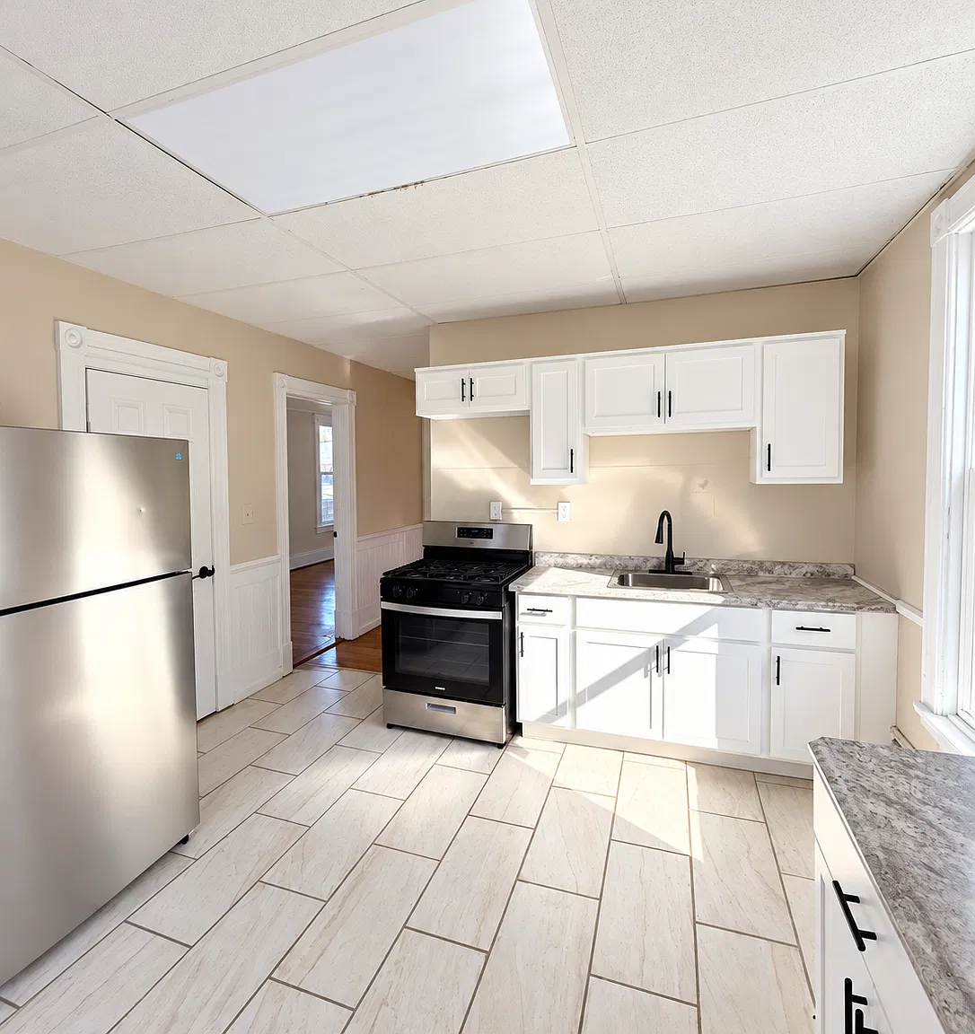 3 bed, 1288 sqft, $1,590 — Photo 3