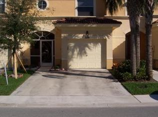 339 River Bluff Ln, Royal Palm Beach, FL 33411