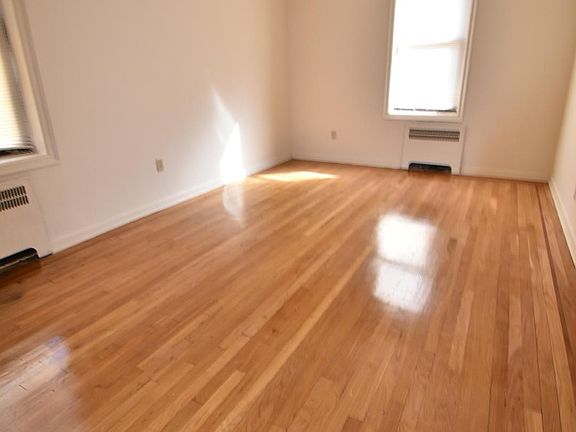 4th image of 15109 34th Ave #H2