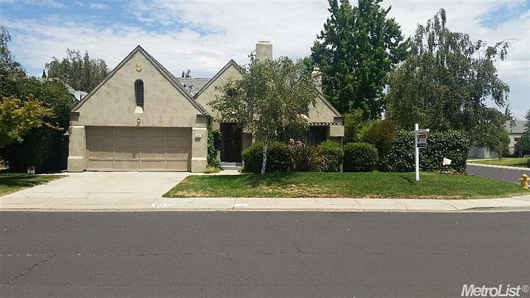 1st image of 843 Cinnamon Teal Way