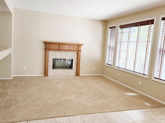 5th image of 17624 Gladesworth Ln
