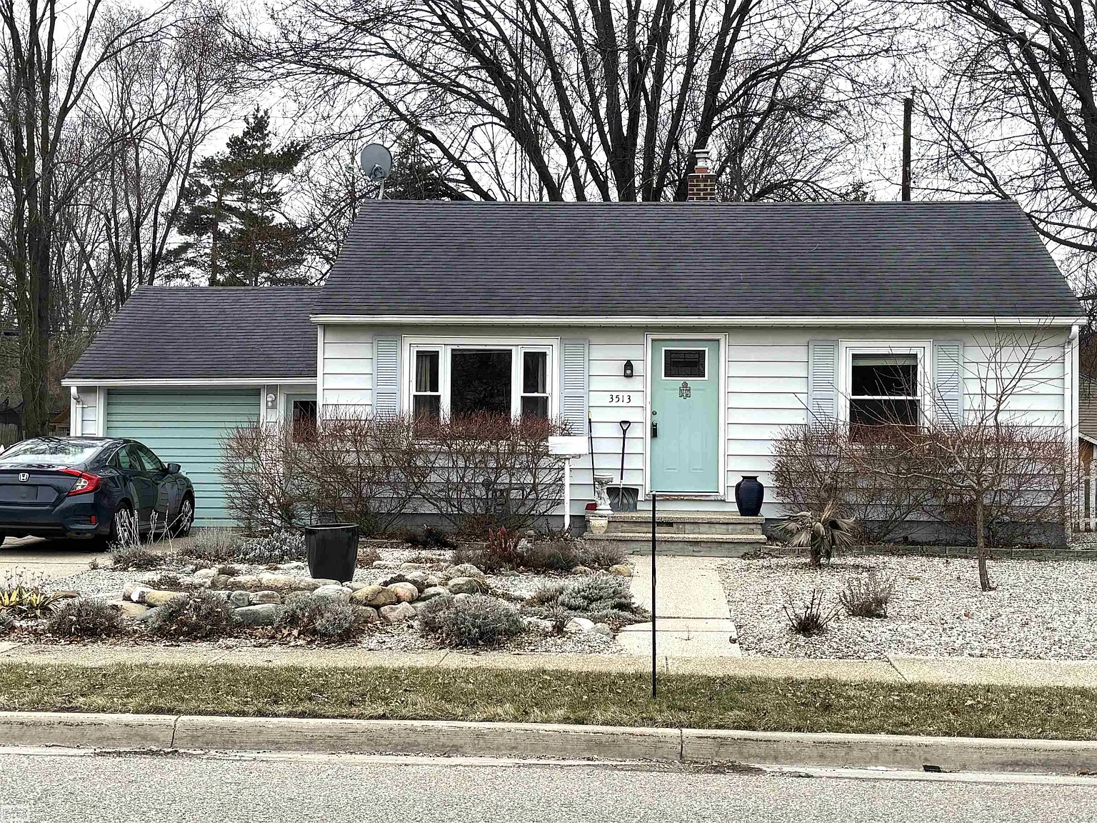 3513 Stone St photo 1