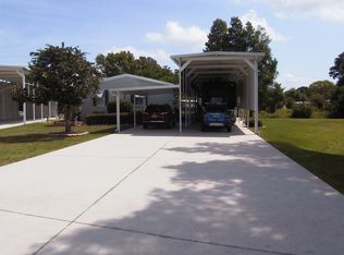 8905 Island View Dr, Polk City, FL 33868