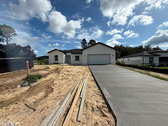 3rd image of 671 MARION OAKS MANOR