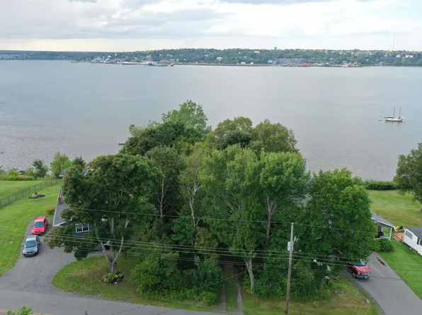 147 Lower Rd, Pictou Landing, NS B0K 1X0